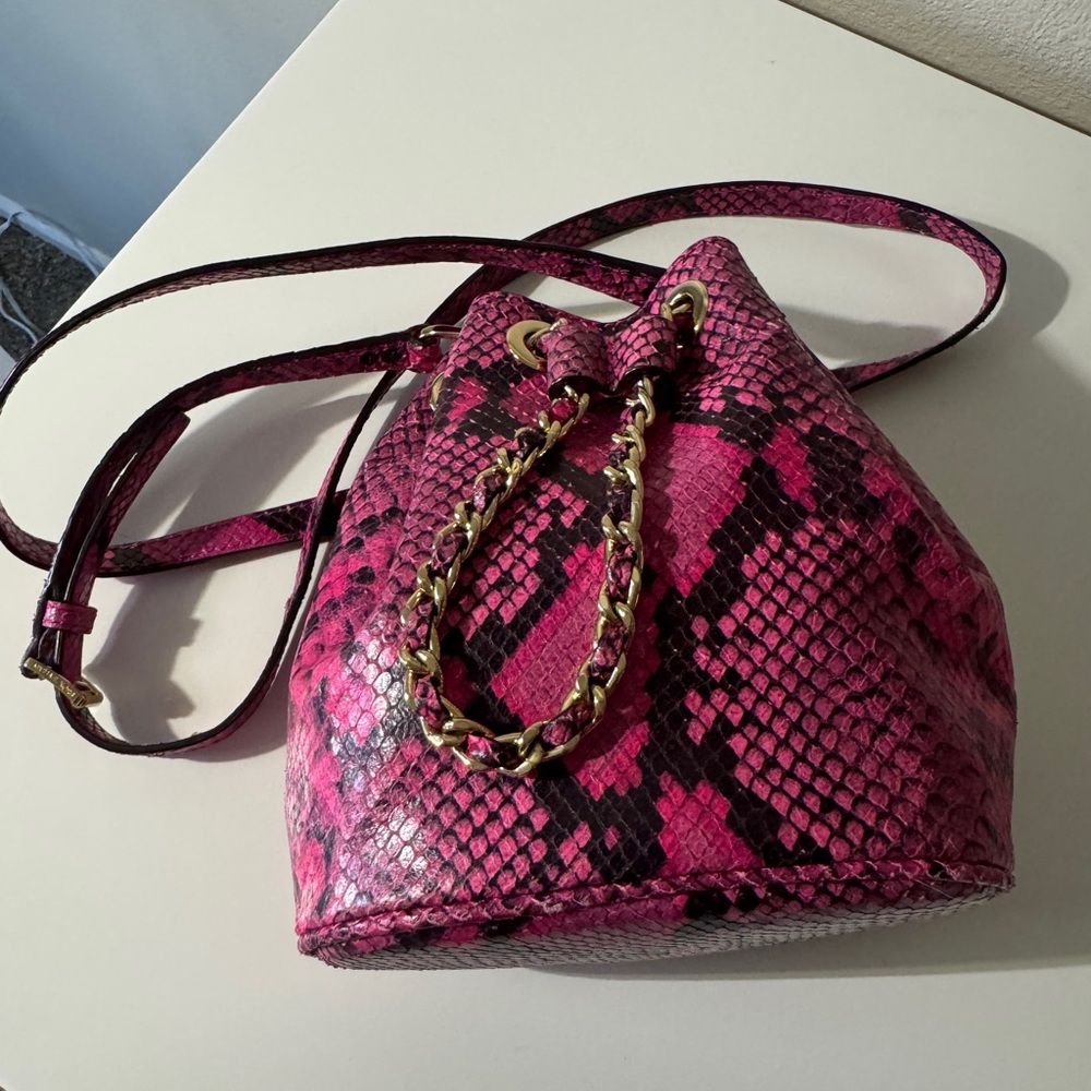 Michael Kors Pink Snake Print leather Crossbody Bag - Picture 4 of 10